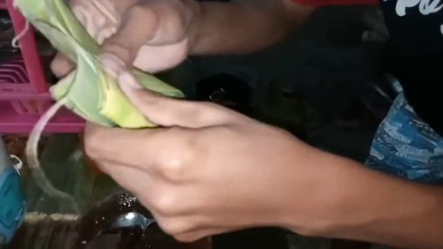 Mukbang Tawon Ndas Masak Pepes Pedas | Delicious Larva Vespa Affinis Bee смотреть онлайн