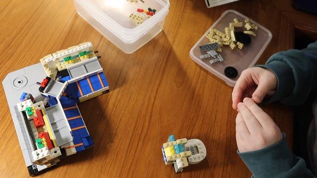 LEGO Real Madrid Santiago Bernabeu Stadium | Bag 23 смотреть онлайн