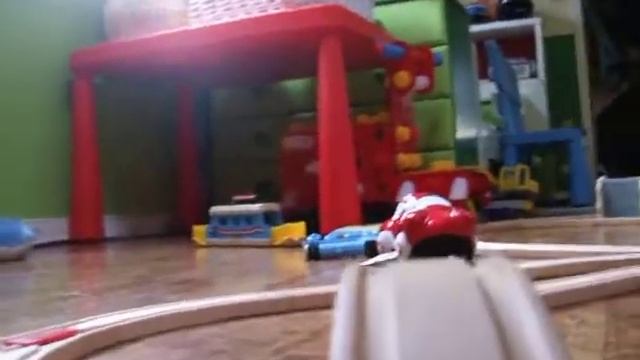 Trip with camera-mounted train (Brio) смотреть онлайн