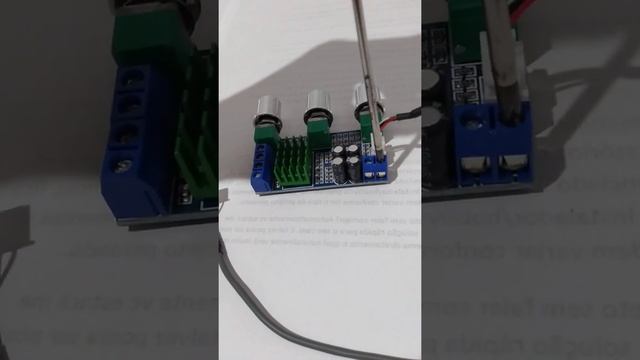 Amplificador stéreo 2x50w digital TPA 3116 com equalizador grave e agudo/ link na descrição смотреть онлайн