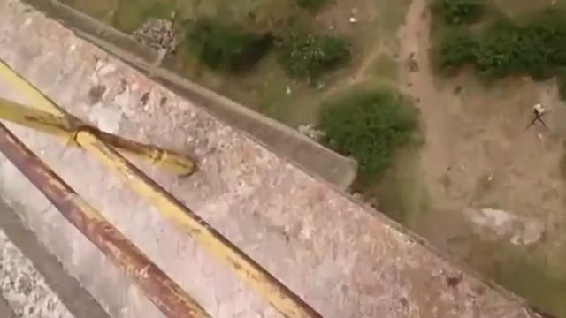 Puenting en Gargantilla de Lozoya смотреть онлайн