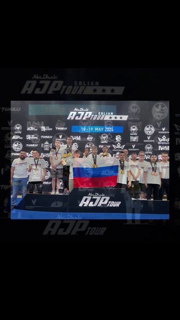 Нам ЗАПРЕТИЛИ ФЛАГ РОССИИ В КИТАЕ НО МЫ НЕ СДАЛИСЬ 🇷🇺 РОССИЯ-СИЛА💪🏆🤙#борьба #россия #wrestling #bjj смотреть онлайн