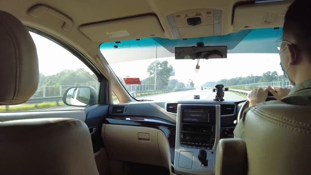 LEGOLAND Malaysia taxi - how to catch a Malaysia to Singapore Private Car across the border MYSGTAX смотреть онлайн