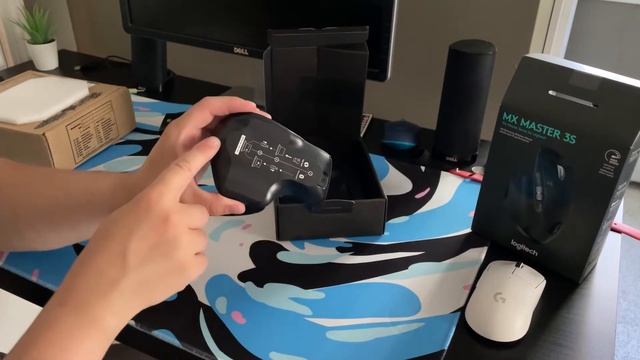 Logitech MX Master 3S Unboxing - Graphite смотреть онлайн