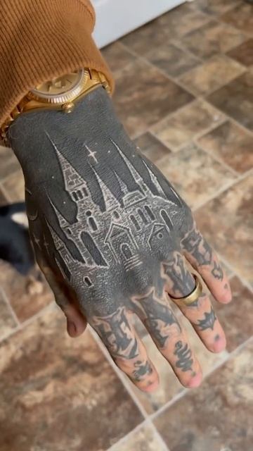 ТОПОВЫЕ ТАТУИРОВКИ смотреть онлайн