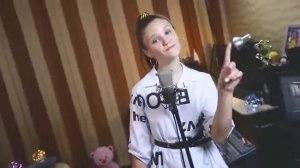 Ксения левчик(песня дочка прокурора)