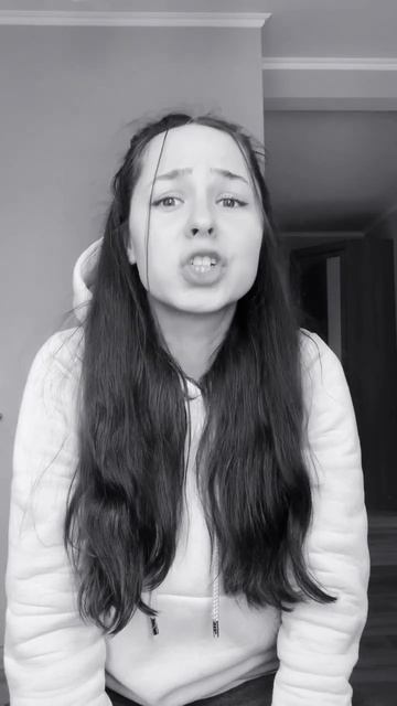 Уходящего отпусти… Так учили меня всегда #стихи #отношения #мотивация #деньги #жизнь #любовь смотреть онлайн