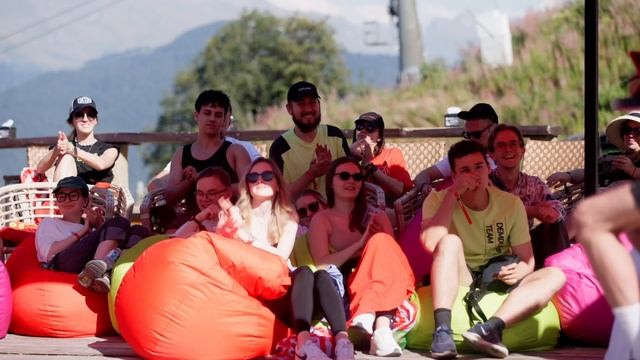 Alfa Case Camp смотреть онлайн