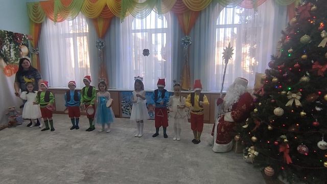 оркестр в детском саду.mp4 смотреть онлайн