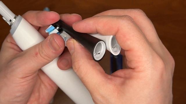 Oral-B iO Series Replacement Brush Heads смотреть онлайн