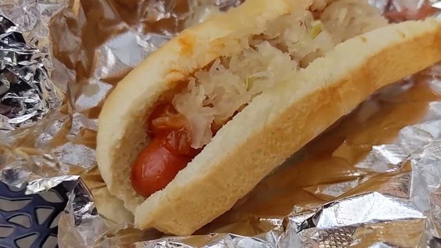 The Best Hot Dog in New York City? - Papaya Dog смотреть онлайн