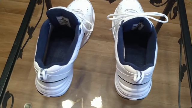 Chaussures Nike Monarch IV смотреть онлайн