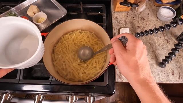 15 Minute Summer Weeknight Dinner - Fresh Cherry Tomato Pasta