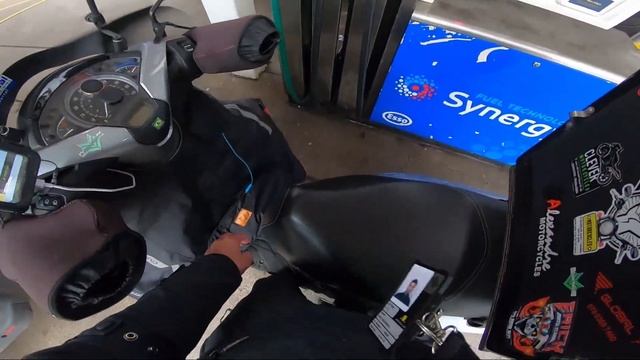 COMO ABASTECER EM LONDRES | MOTOBOY NA GRINGA смотреть онлайн