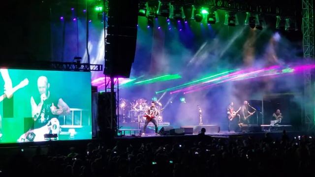 Five Finger Death Punch "Coming Down" 7-20-2019 Sioux City IA смотреть онлайн