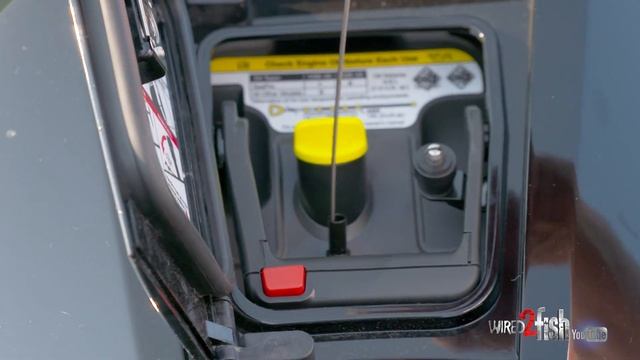 A Look at Mercury's New FourStroke Outboards - Easy Access Maintenance смотреть онлайн