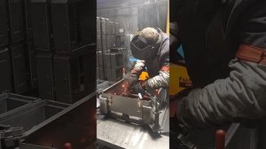 Сборка каркаса ящика для инструментов "КАМАЗ"