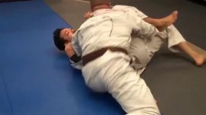 Jay-jitsu BJJ: Side Mount - escape / sweep from knee on belly