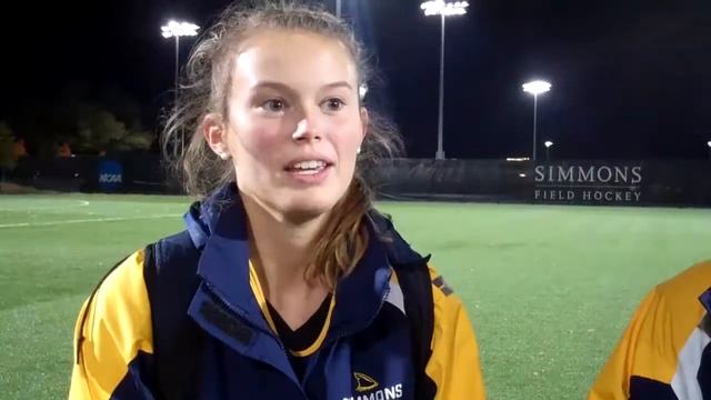 Simmons Field Hockey with Lily D'Anna and Lilly Devitt смотреть онлайн