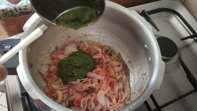 Quick and Easy Chicken biryani with mint flavour | In Pressure Cooker | தமிழ் смотреть онлайн