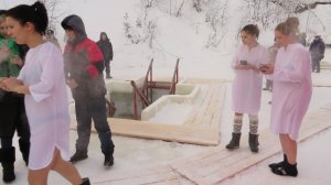 2016 год Крещенские купания  в  Усинске