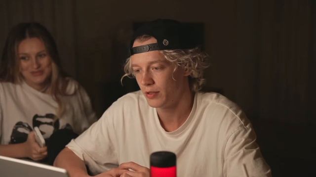 парадеич рассказал как познакомился с жожо...❀ смотреть онлайн