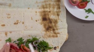 Шаурма с рыбой. Жаренная скумбрия в лаваше. Балык дурум.