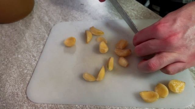 Sprouted Lentil & Guajillo Pepper Salsa | What's Cookin Good Lookin смотреть онлайн