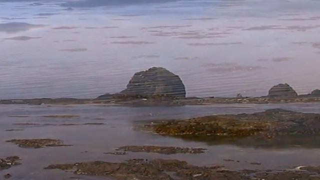 Dima Krasnik feat. Aminda ~ Airbreath (Instrumental Mix) (Motion Video) [HD] смотреть онлайн