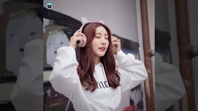 Cute Cat Headphones - Kitty Tunes смотреть онлайн