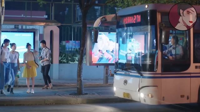 小三刻意迎合丈夫喜好，豈料丈夫根本不吃這一套，直接讓她滾出豪車！ смотреть онлайн
