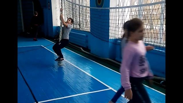 Запрошення майбутніх першокласників до Першотравенського ліцею №4 смотреть онлайн