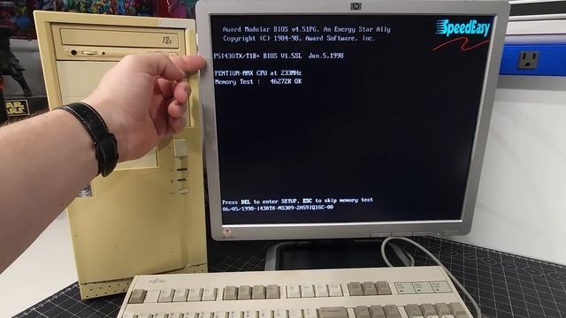 Custom 90's Retro PCs - Saved! смотреть онлайн
