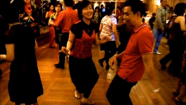 LOH HEI OFF BEAT2013 смотреть онлайн