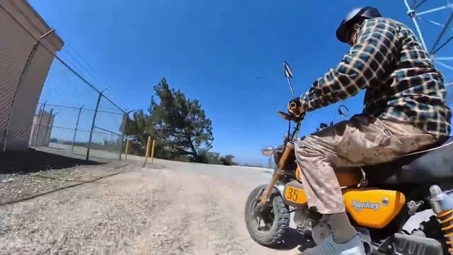 Shinko Mobbers Trail Review 2022 Honda Monkey смотреть онлайн