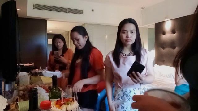 P1 THE MIRA HOTEL | leisure time with friends & BIRTHDAY CELEBRATION OF @Joe cosep смотреть онлайн