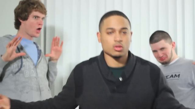 Chung's Under 550 Calories Meals Commercial (S.2 E.2 #FiestaDelValley) смотреть онлайн