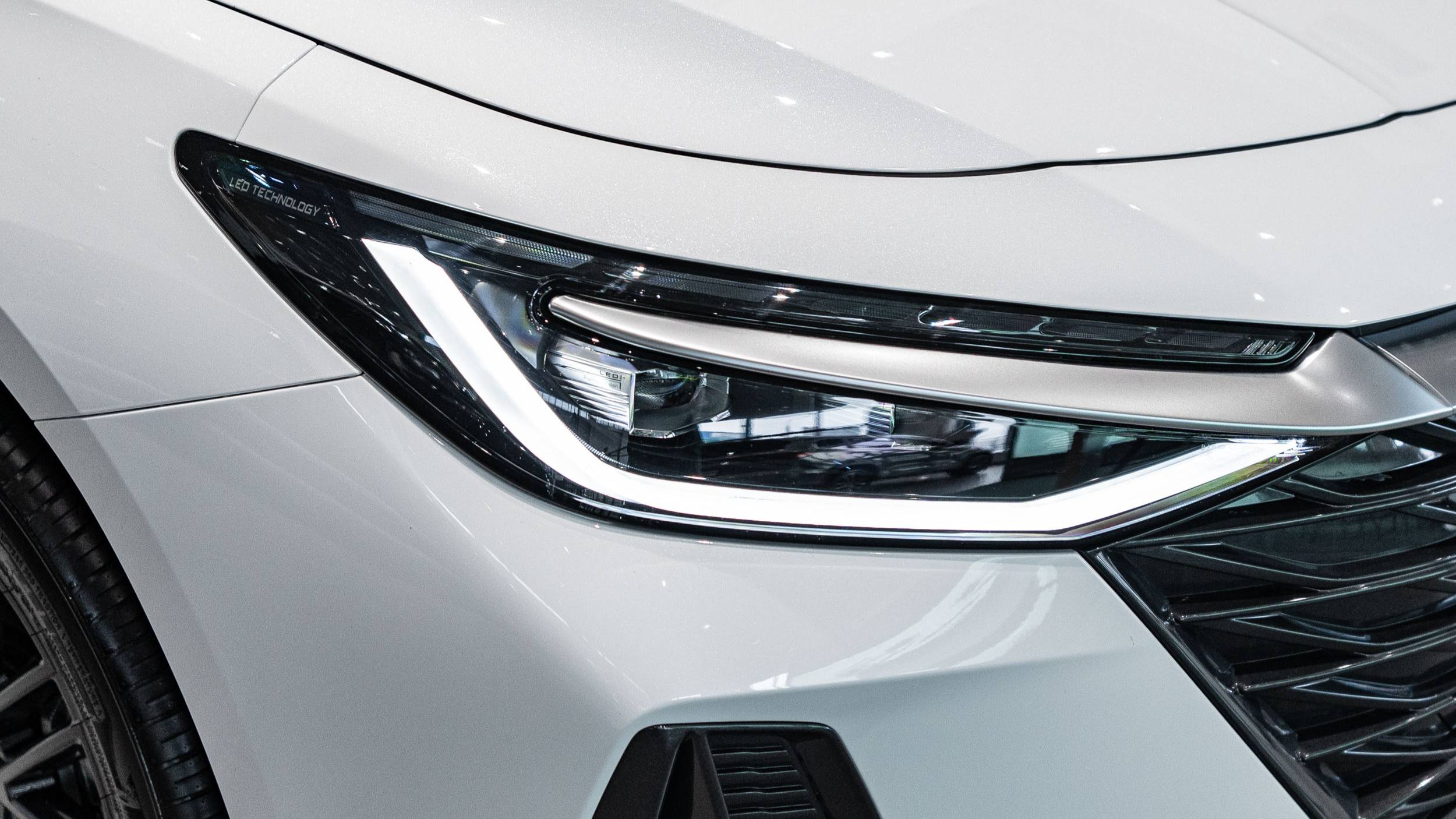 CHERY ARRIZO8 (Active) Белый смотреть онлайн