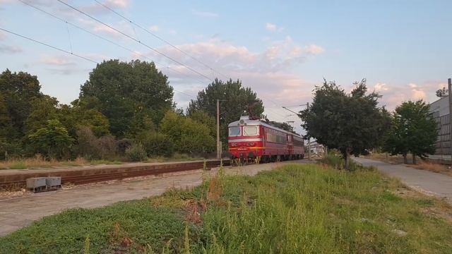 44125 и 44128 отиват да поемат ORIENT EXPRESS смотреть онлайн