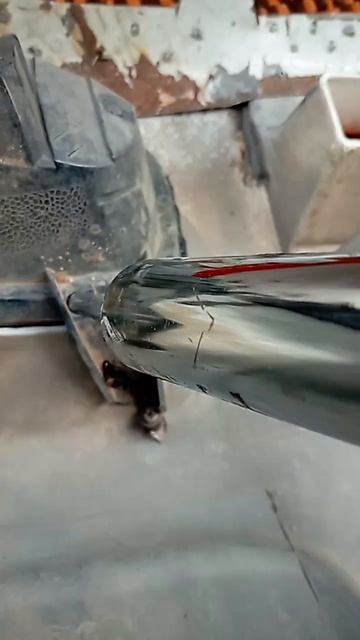 Колхоз с креплением противотуманки к бамперу. Но это реально работает!