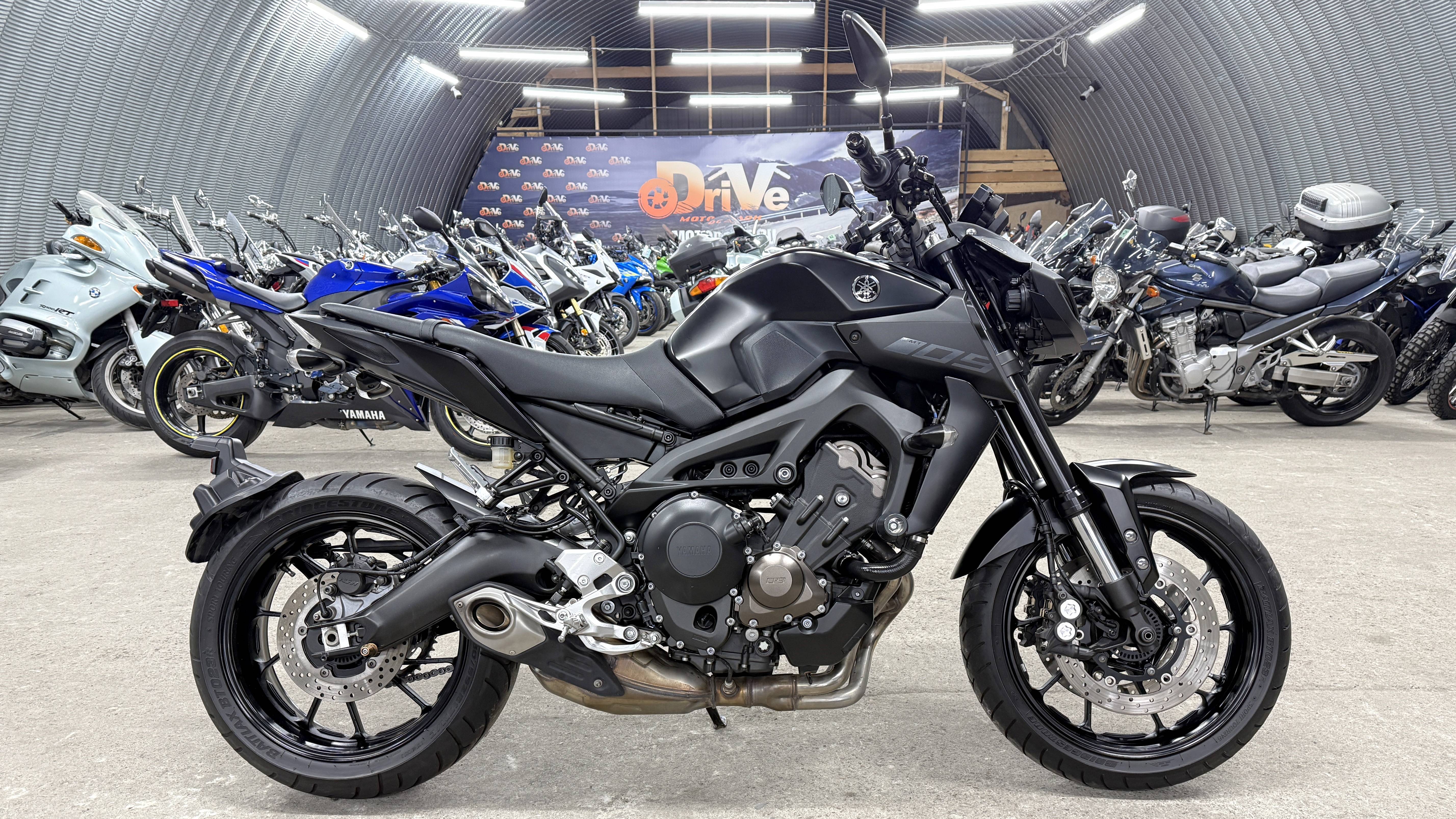 Обзор Yamaha MT-09 |В НАЛИЧИИ| смотреть онлайн