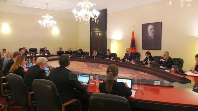 Kriza Energjetike, Pa Shi Do Të Duhen 45 Mln Euro - Top Channel Albania - News - Lajme