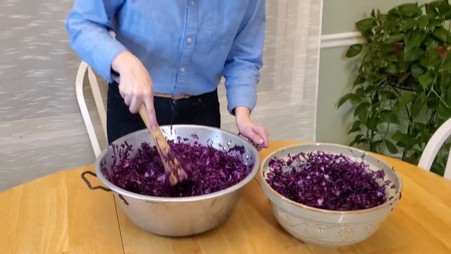 How to Make Fermented Sauerkraut смотреть онлайн