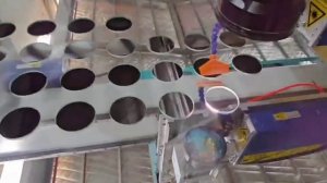 Отверстия в зеркале лазерным станком