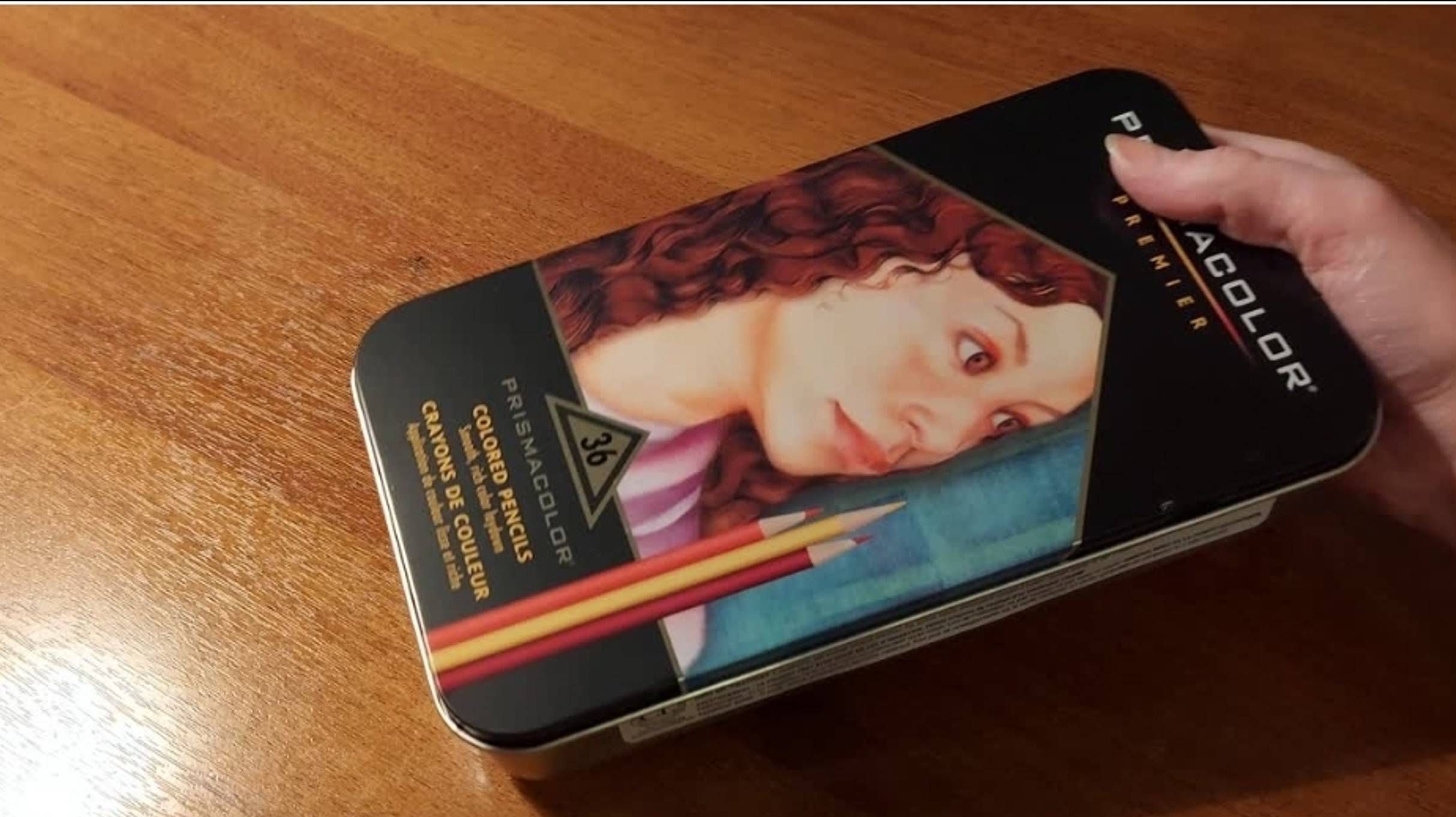 Распаковка и обзор цветных карандашей Prismacolor