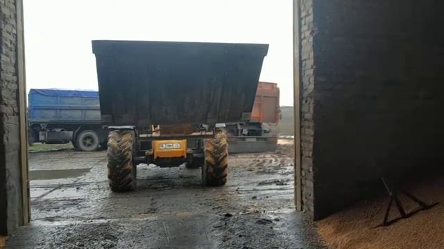 Погрузка, кукурузы. смотреть онлайн