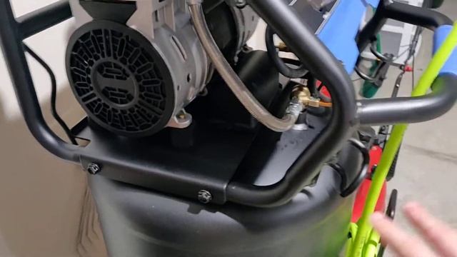 Kobalt QUIET TECH 26 Gallon Compressor смотреть онлайн