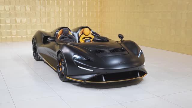 McLaren Elva смотреть онлайн