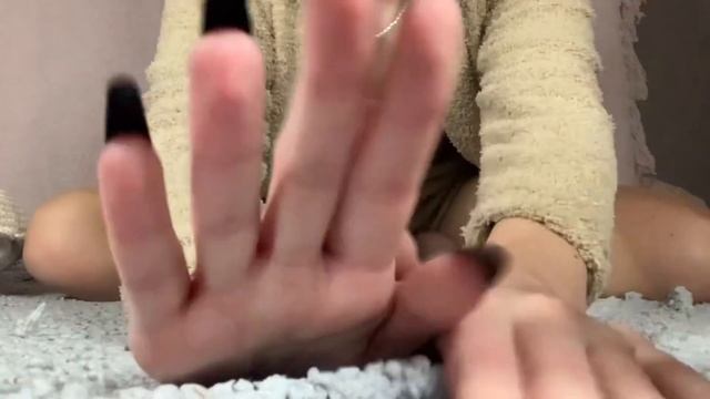 Beebee ASMR Fast & Aggressive Build Up Scratching, Nail Sounds, & Mouth Sounds ( no talking ) смотреть онлайн