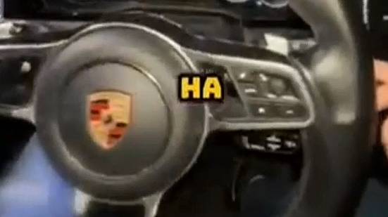 Голосовой ассистент PORSCHE или как найти туалет ! смотреть онлайн